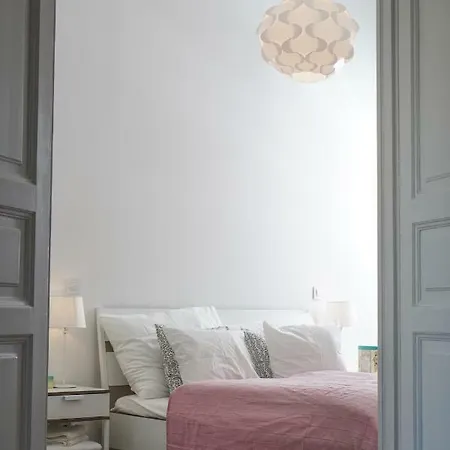 Apartment Js Flats - Luxury 2 In 1 - Spacious 93 M2 And Balcony